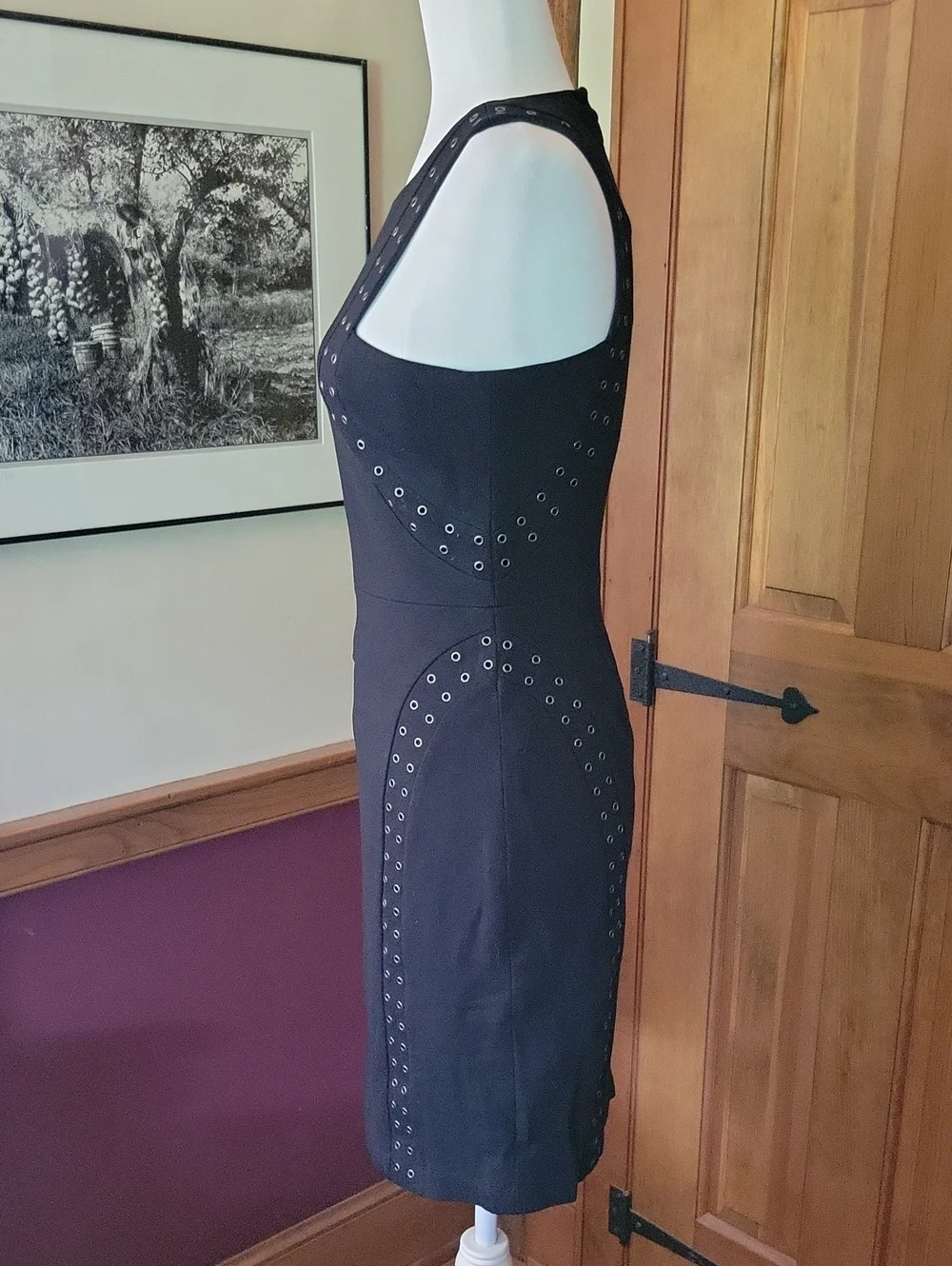 BCBGMAXAZRIA Black Silver Eyelet Trim Sleeveless Sexy Sheath Dress - Picture 3 of 8